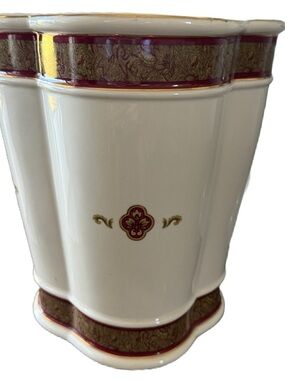 Classic White Ceramic Decorative Vase with Burgundy and Gold Accents